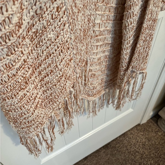 Cardigan - Picture 2 of 5